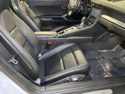 Used 2014 Porsche 911 Carrera RWD image 18