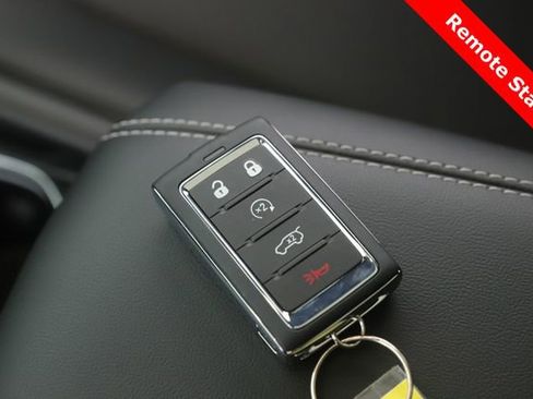 New 2026 Jeep Grand Cherokee L Limited w/ Limited Altitude Package image 3