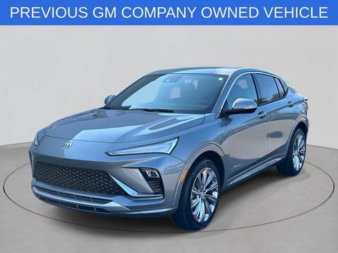 Used 2025 Buick Envista Avenir FWD image 1