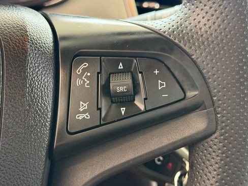 Used 2022 Chevrolet Trax LS w/ Tint and Cruise Package FWD image 23