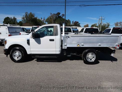 Used 2019 Ford F250 XL image 2