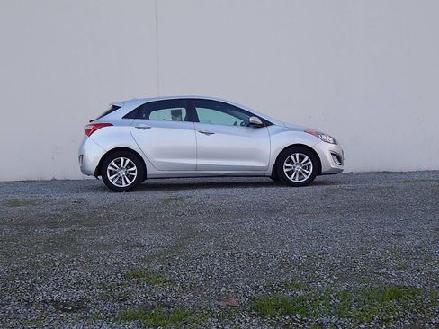 Used 2013 Hyundai Elantra GT image 6