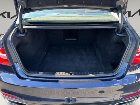 Used 2019 BMW 740i xDrive 740i xDrive w/ Executive Package image 24