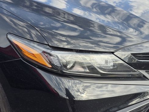 Used 2022 Toyota Camry SE AWD/4WD image 19