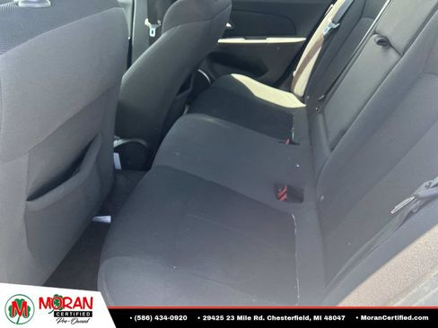 Used 2011 Chevrolet Cruze LT FWD image 12