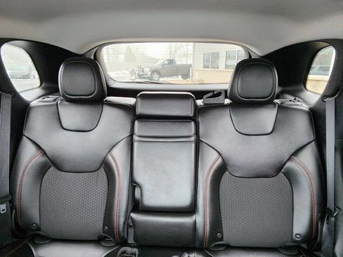 Used 2019 Jeep Cherokee Trailhawk w/ Comfort/Convenience Group image 25