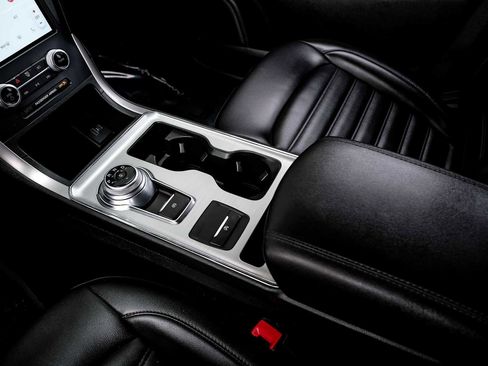 Used 2022 Ford Edge SEL AWD/4WD image 24