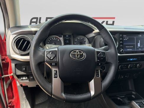 Used 2023 Toyota Tacoma SR5 RWD image 12