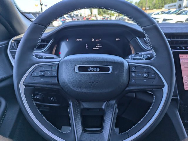 New 2027 Jeep Grand Cherokee Laredo X RWD image 29