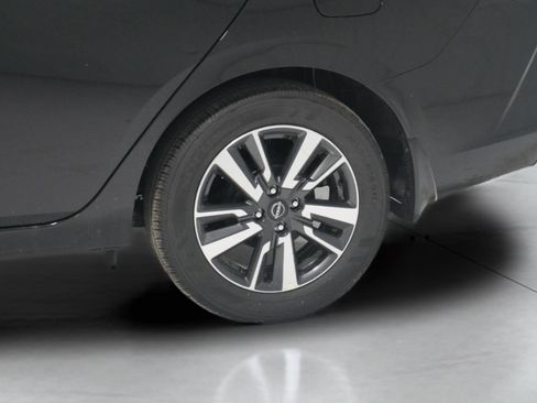 New 2025 Nissan Versa SV w/ Trunk Package FWD image 25