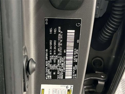 Used 2023 Lexus LX 600 4WD w/ Luxury Package image 19