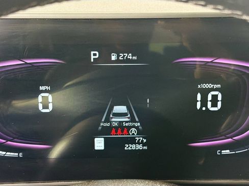 Used 2024 Kia Sportage EX FWD image 14
