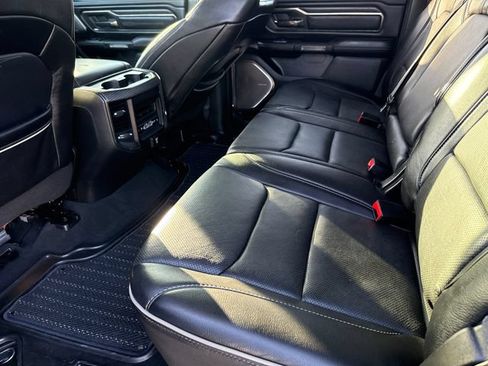 Used 2019 RAM 1500 Limited AWD/4WD image 18