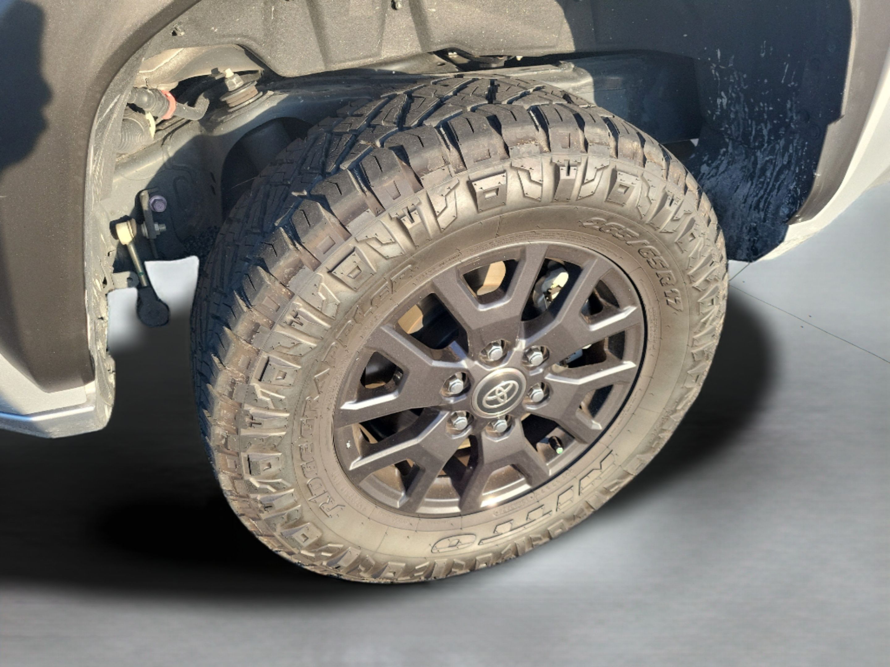 Used 2026 Toyota 4Runner SR5 AWD/4WD image 18