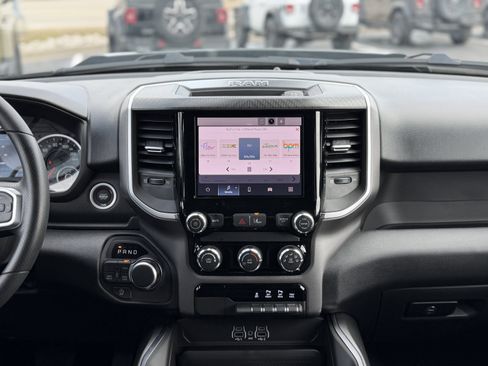 New 2026 RAM 1500 Express AWD/4WD image 17