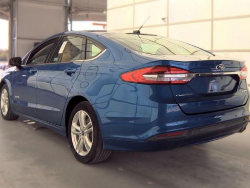Used 2018 Ford Fusion S FWD image 4