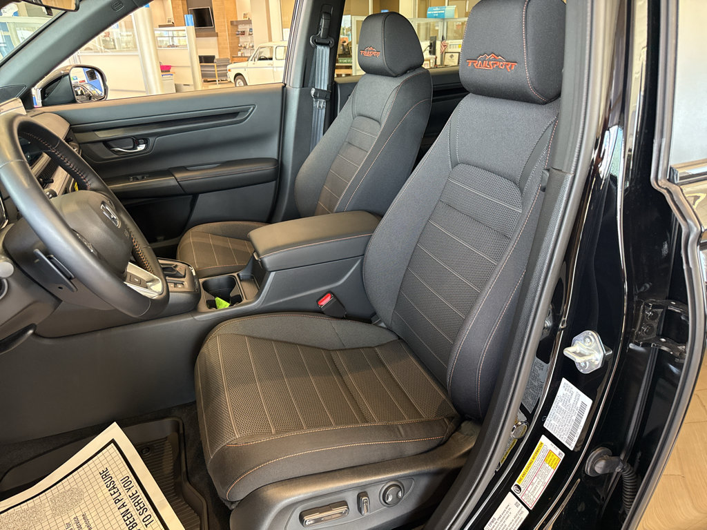 Used 2026 Honda CR-V TrailSport image 9