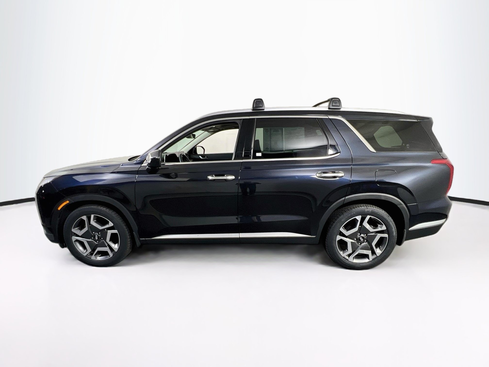 Used 2024 Hyundai Palisade Limited AWD/4WD image 8
