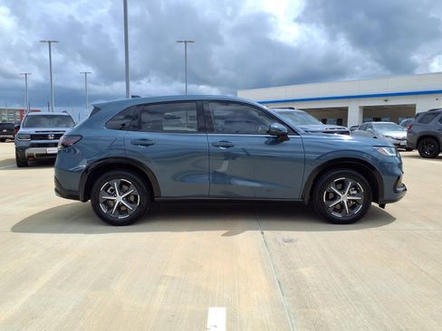 Used 2025 Honda HR-V EX-L image 8