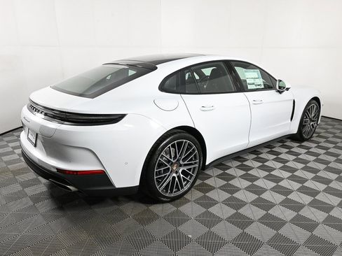 New 2026 Porsche Panamera image 30