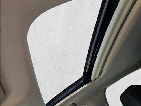 Used 2022 Honda Civic EX image 16