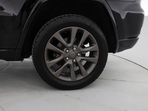 Used 2017 Jeep Grand Cherokee Limited 75th Anniversary AWD/4WD image 22