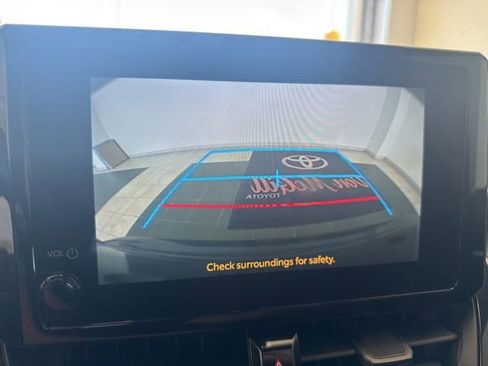 Used 2024 Toyota Corolla SE FWD image 12