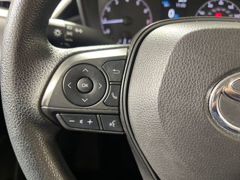 Used 2024 Toyota Corolla LE image 29