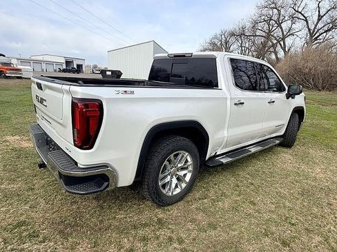 Used 2019 GMC Sierra 1500 SLT w/ SLT Premium Package AWD/4WD image 7