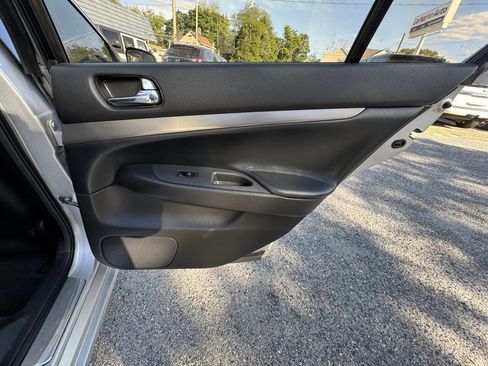 Used 2013 INFINITI G37 x Sedan w/ Premium Pkg image 40
