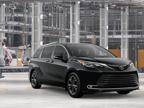 New 2026 Toyota Sienna Platinum AWD/4WD image 15