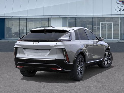 New 2026 Cadillac Lyriq Luxury image 4