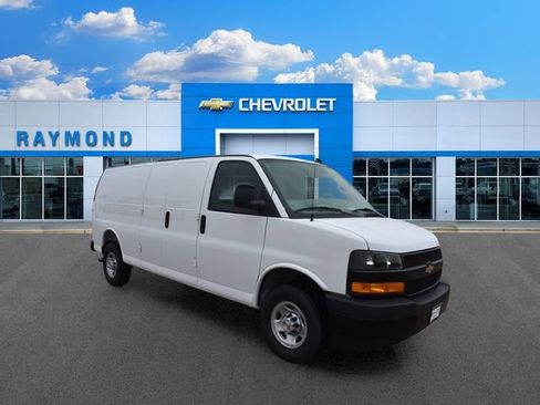 New 2025 Chevrolet Express 2500 Extended RWD image 1
