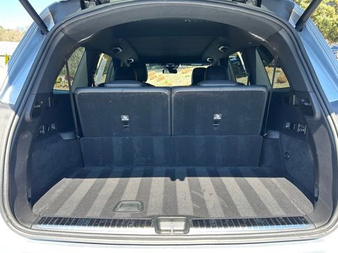 Used 2025 Mercedes-Benz GLS 450 4MATIC image 50