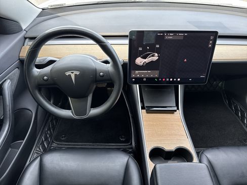 Used 2019 Tesla Model 3 Standard Range Plus RWD image 17