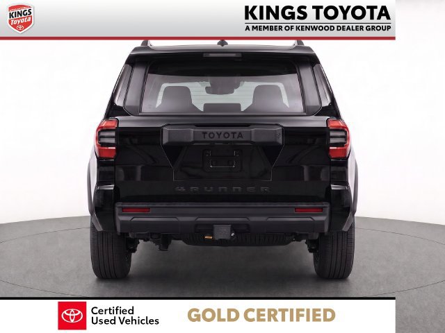 Used 2025 Toyota 4Runner SR5 AWD/4WD image 7