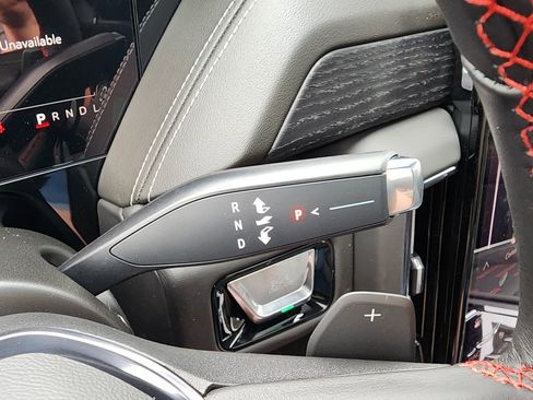 New 2026 GMC Yukon XL AT4 Ultimate AWD/4WD image 25