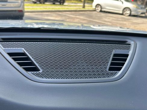 Used 2025 BMW X1 xDrive28i image 25