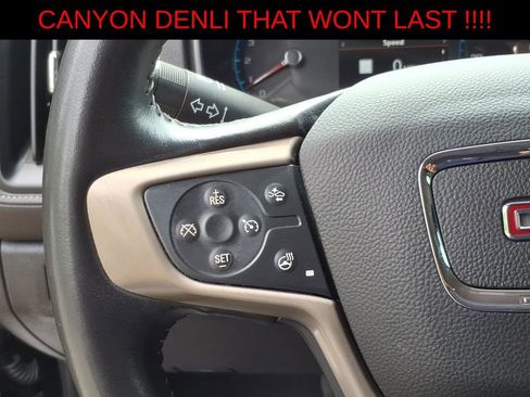 Used 2022 GMC Canyon Denali AWD/4WD image 16