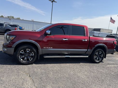 Used 2023 Nissan Titan Platinum Reserve w/ Moonroof Package image 5