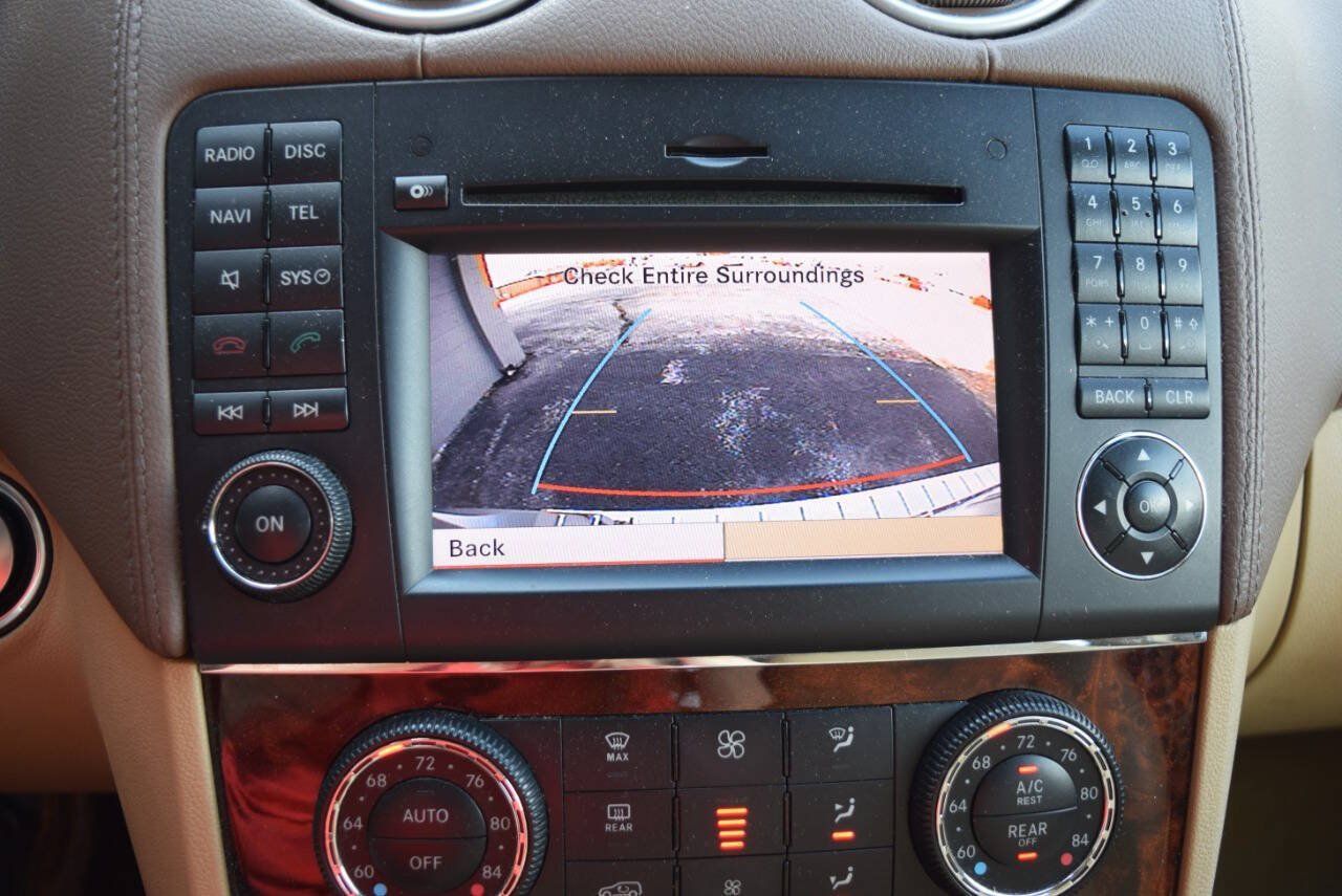 Used 2012 Mercedes-Benz GL 320 BlueTEC 4MATIC image 26