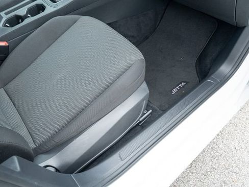 Certified 2020 Volkswagen Jetta S FWD image 44
