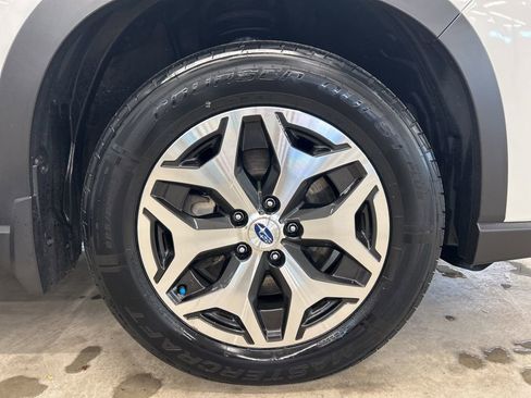 Certified 2024 Subaru Forester Premium image 26