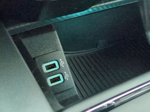 Used 2018 Ford F150 XLT w/ Equipment Group 302A Luxury image 29