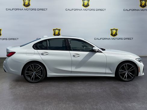 Used 2020 BMW 330i Sedan w/ M Sport Package RWD image 6