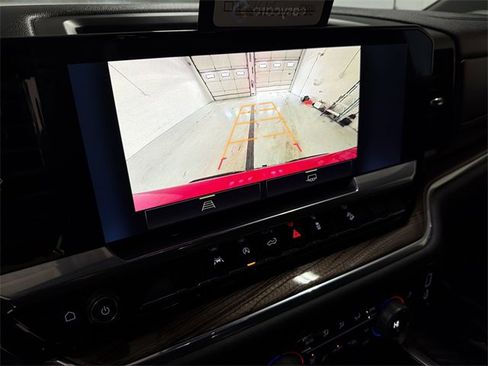 Certified 2022 Chevrolet Silverado 1500 LT Trail Boss image 24