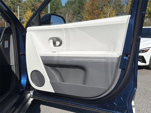 New 2026 Hyundai Ioniq 5 Limited image 14
