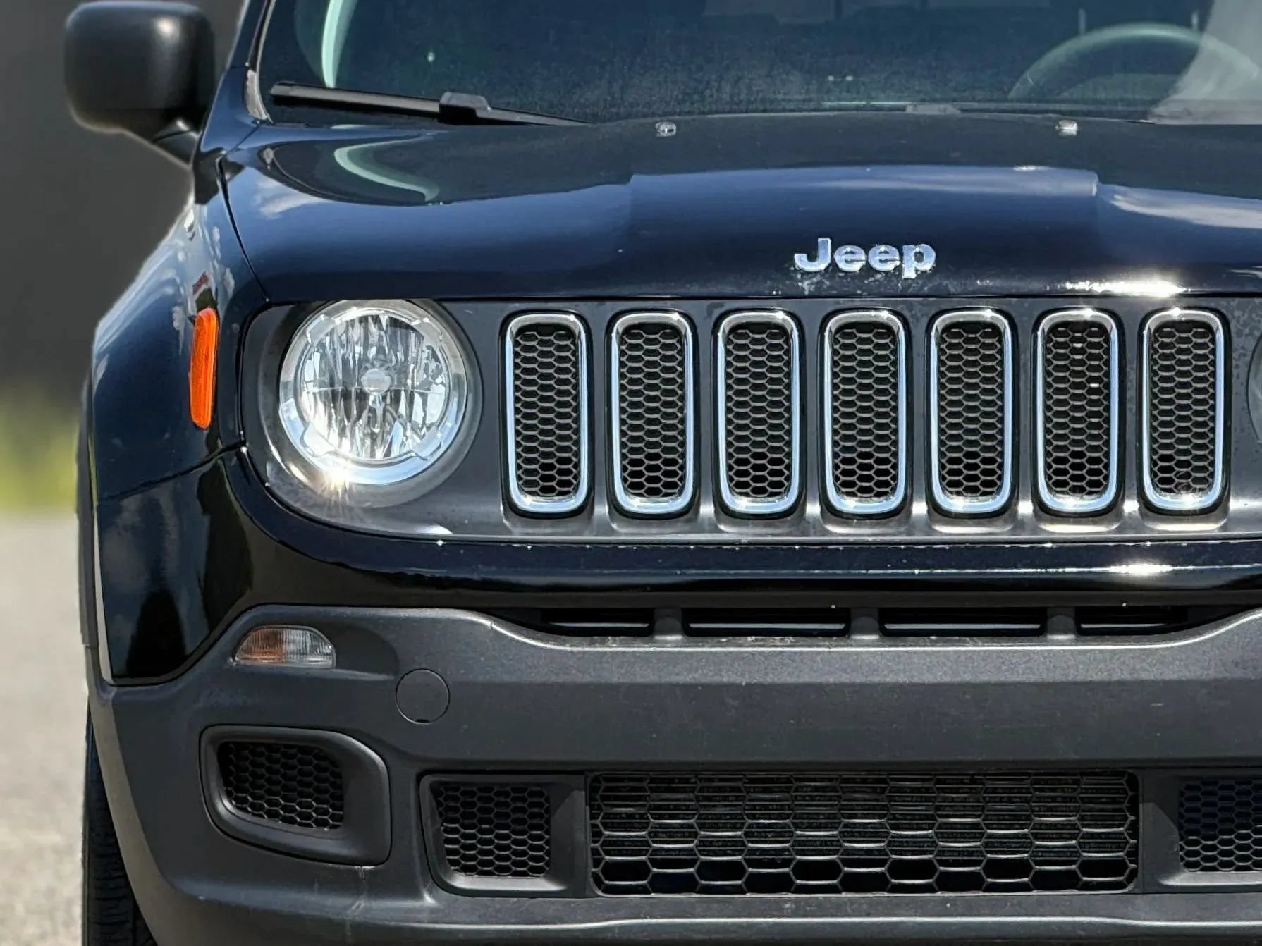 Used 2018 Jeep Renegade Sport w/ Power & Air Group AWD/4WD image 11