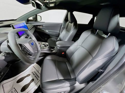 New 2026 Subaru Solterra Premium image 16