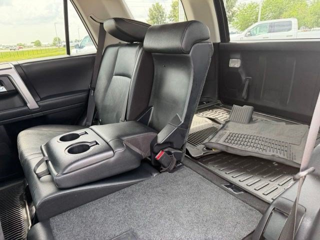 Used 2023 Toyota 4Runner Limited AWD/4WD image 35